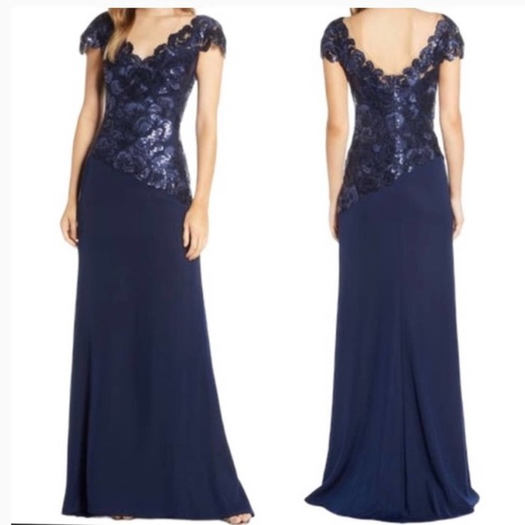 Tadashi Shoji Dresses & Skirts - Tadashi Shoji Sequin-Pattern Boat-Neck Illusion Cap-Sleeve Crepe Navy Gown